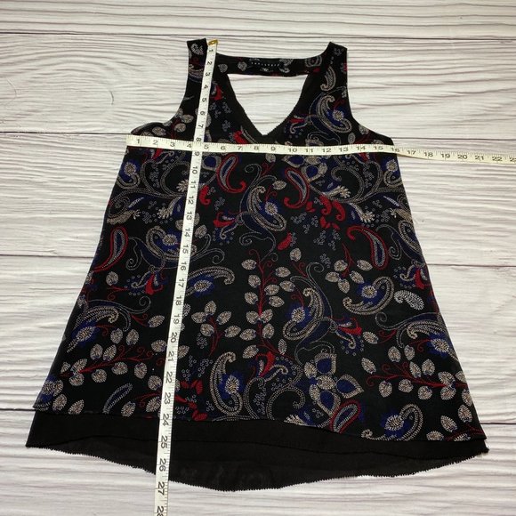 Sanctuary Double Layer V Neck Tank Black Paisley - Picture 9 of 12